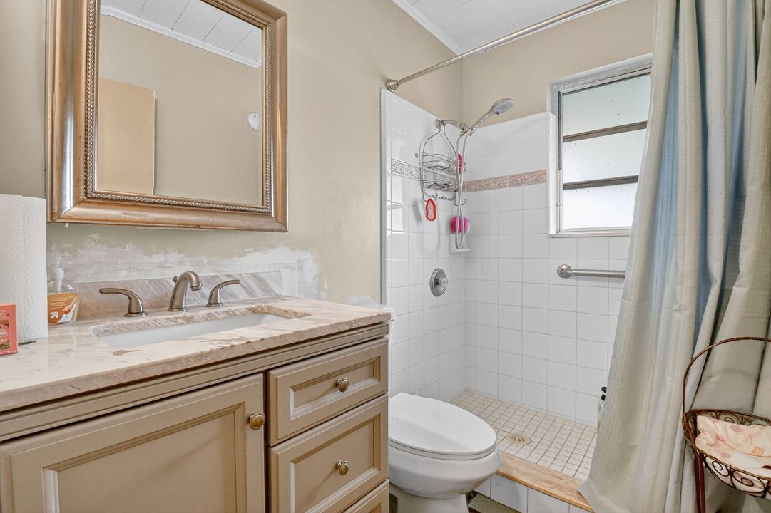 Activo con contrato: $399,000 (3 camas, 1 baños, 1053 Pies cuadrados)