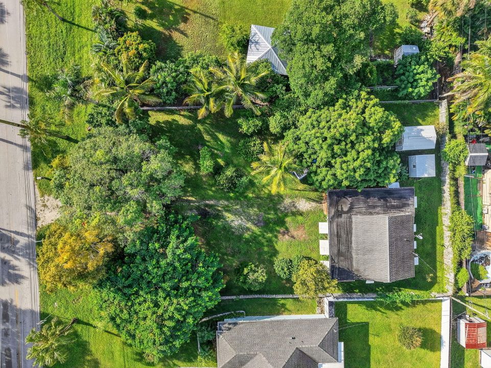 Activo con contrato: $399,000 (3 camas, 1 baños, 1053 Pies cuadrados)