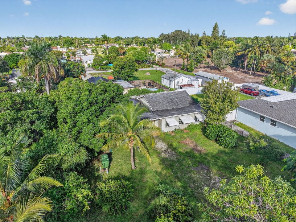 Activo con contrato: $399,000 (3 camas, 1 baños, 1053 Pies cuadrados)