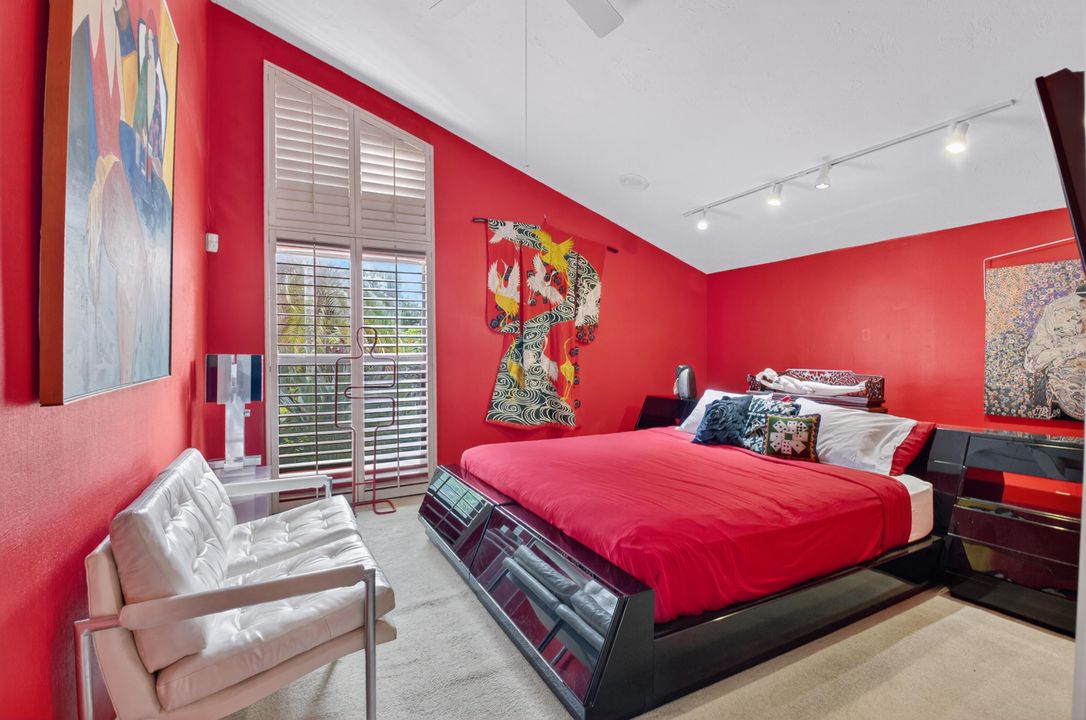 Activo con contrato: $1,250,000 (3 camas, 2 baños, 2408 Pies cuadrados)