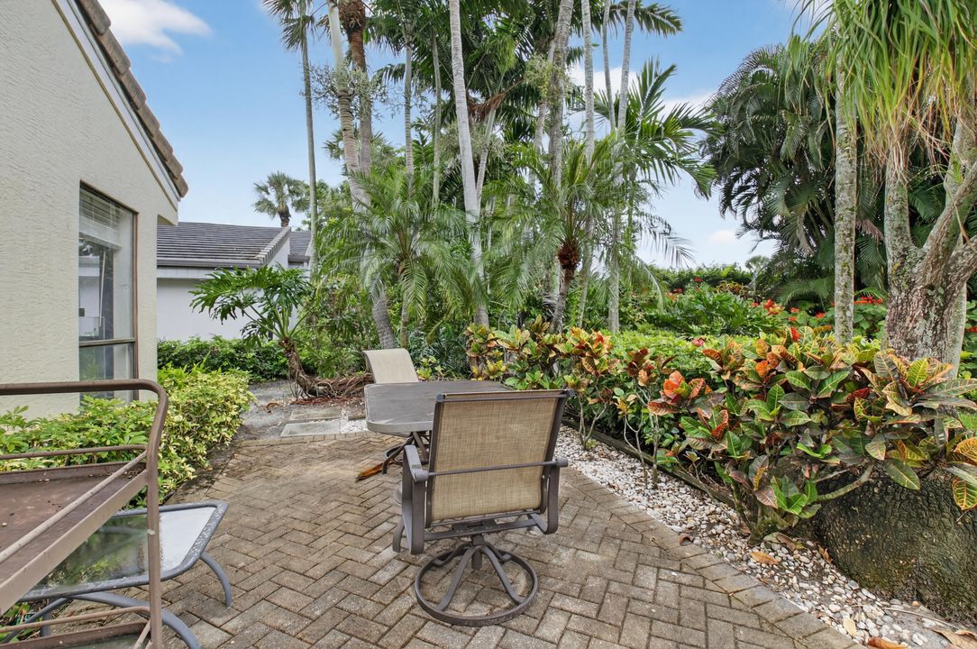 Activo con contrato: $1,250,000 (3 camas, 2 baños, 2408 Pies cuadrados)