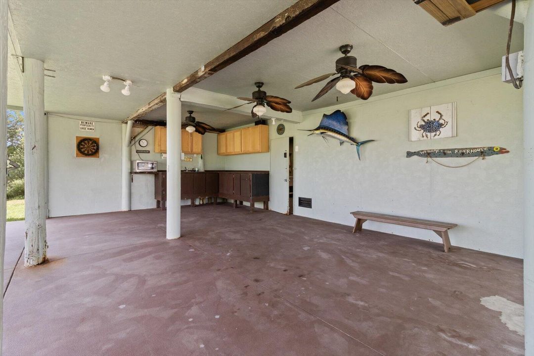 合同活跃: $1,099,000 (3 贝兹, 3 浴室, 1672 平方英尺)