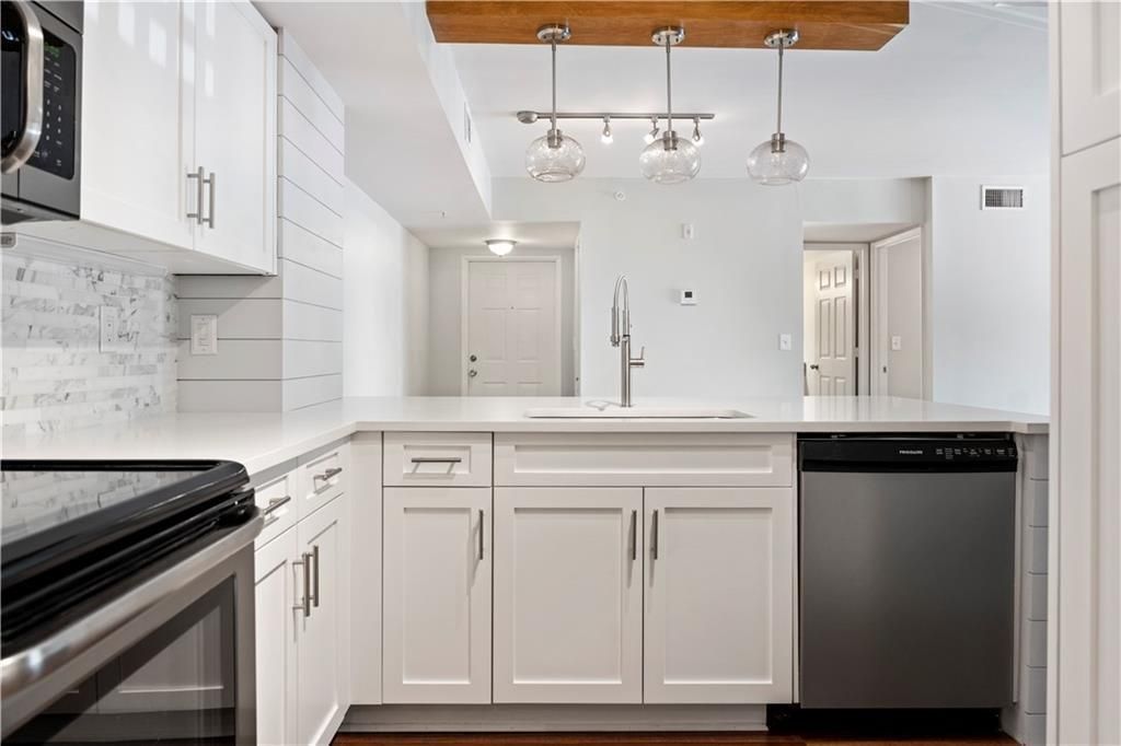 En Renta: $1,795 (2 camas, 1 baños, 1079 Pies cuadrados)