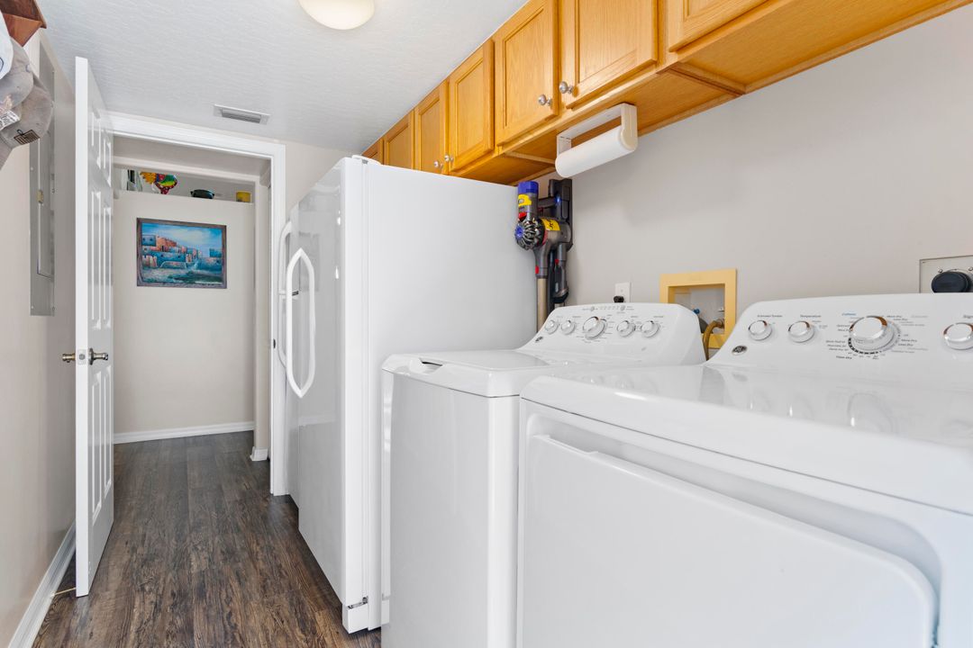 На продажу: $750,000 (5 спален, 3 ванн, 2537 Квадратных фут)