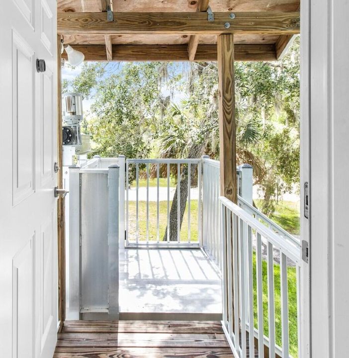 合同活跃: $1,099,000 (3 贝兹, 3 浴室, 1672 平方英尺)