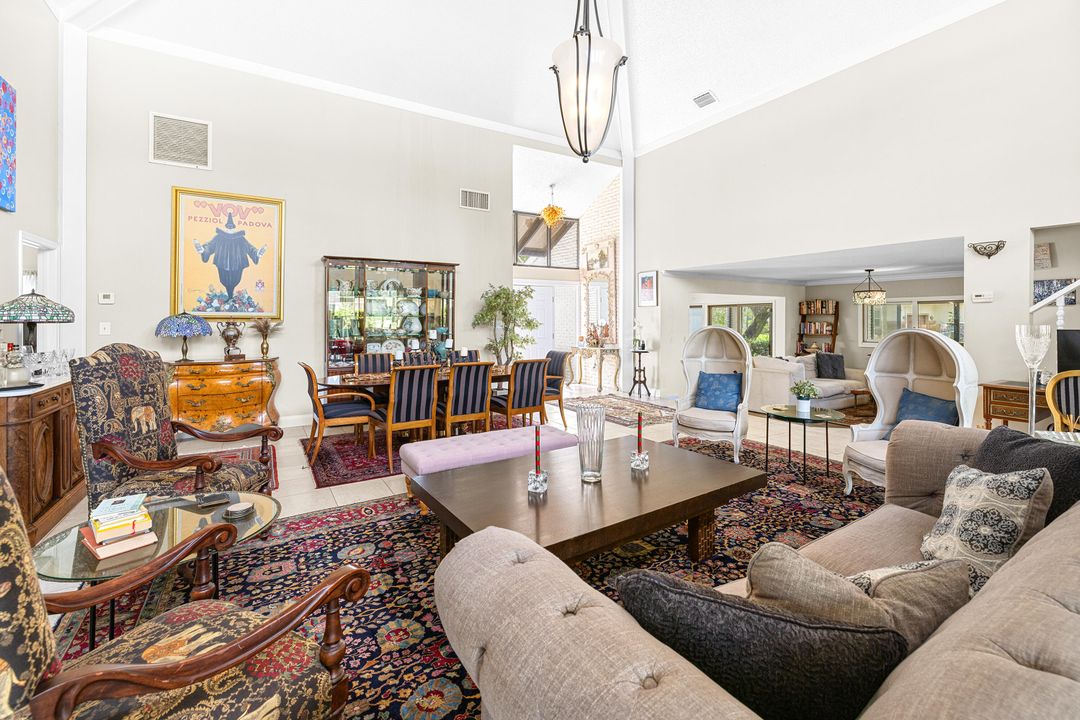 For Sale: $539,000 (3 beds, 3 baths, 2255 Square Feet)