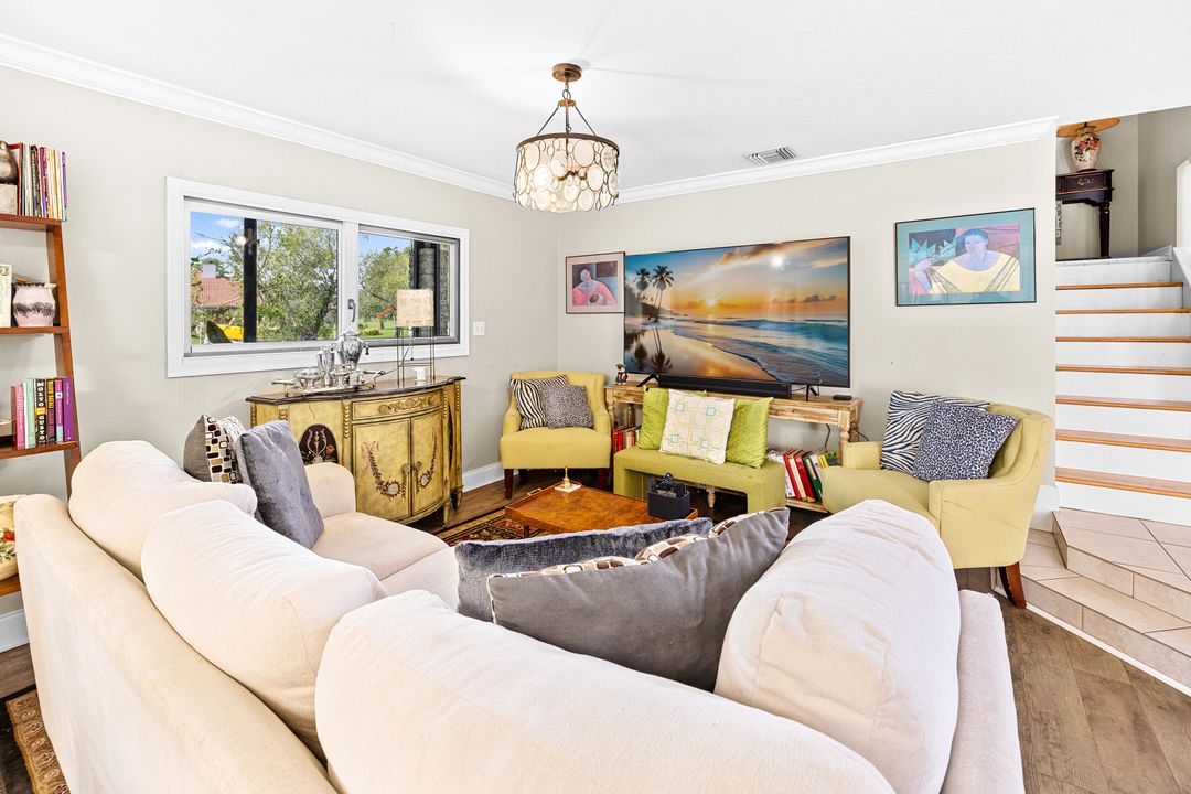 For Sale: $539,000 (3 beds, 3 baths, 2255 Square Feet)