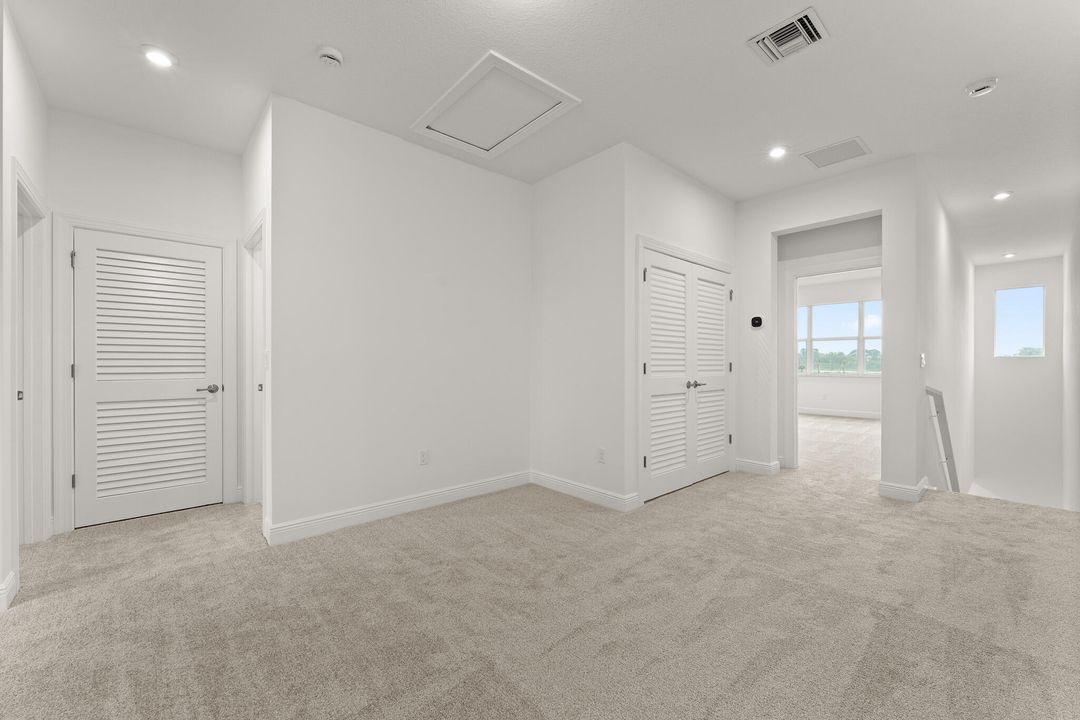 待售: $523,925 (3 贝兹, 2 浴室, 2049 平方英尺)