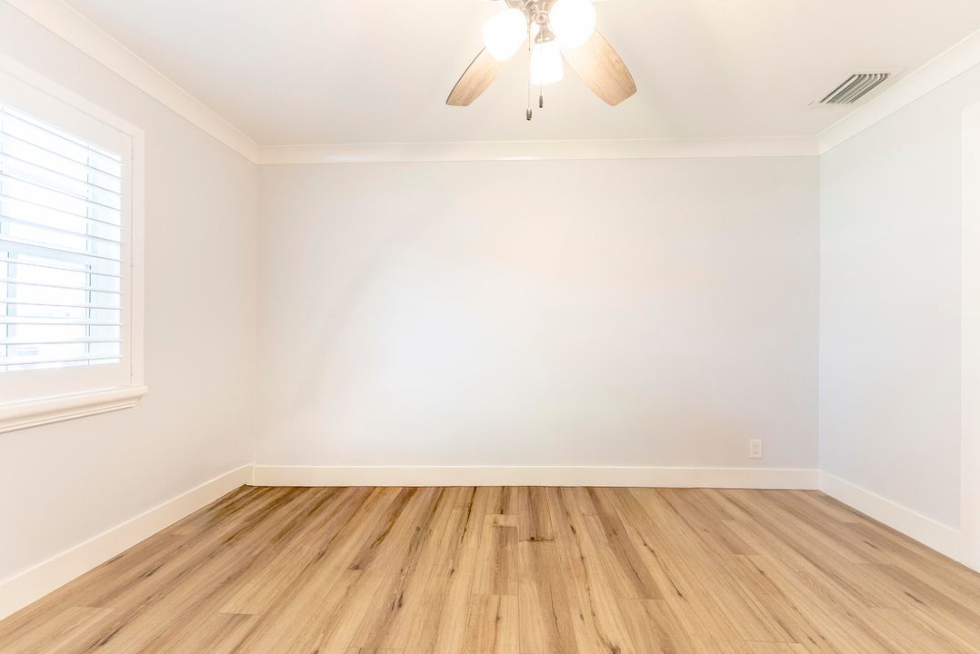 Active With Contract: $268,000 (2 beds, 2 baths, 1238 Square Feet)