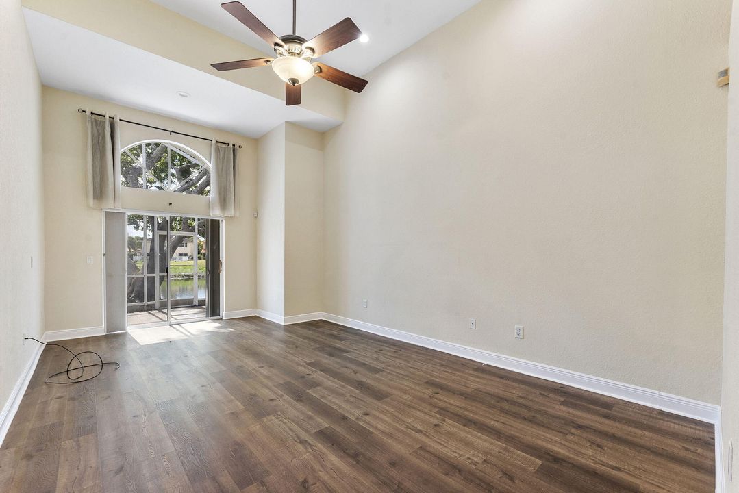 待售: $590,000 (3 贝兹, 2 浴室, 2103 平方英尺)