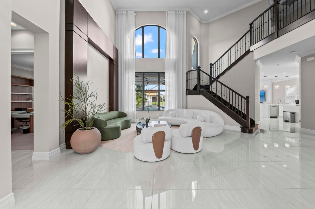 For Sale: $2,995,000 (5 beds, 8 baths, 5892 Square Feet)