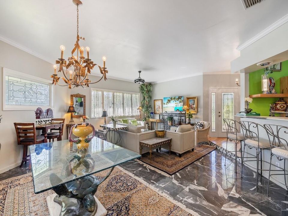 For Sale: $899,999 (3 beds, 2 baths, 3000 Square Feet)