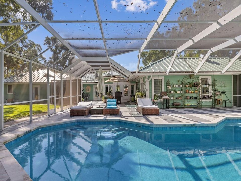 For Sale: $899,999 (3 beds, 2 baths, 3000 Square Feet)