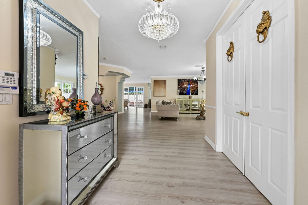 待售: $725,000 (4 贝兹, 2 浴室, 3564 平方英尺)