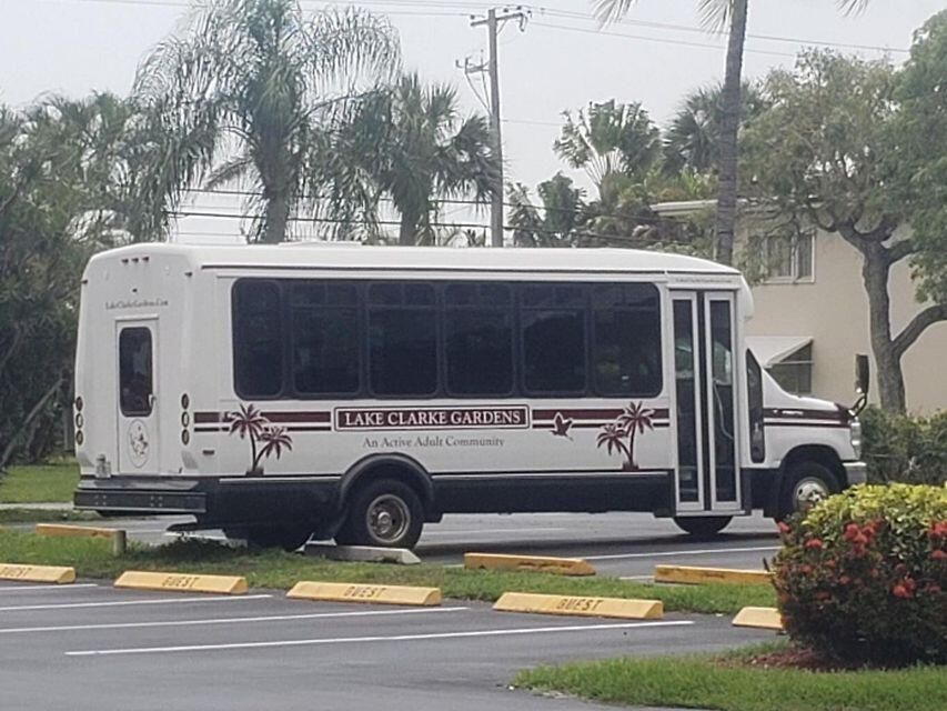 For Rent: $1,700 (1 beds, 1 baths, 744 Square Feet)