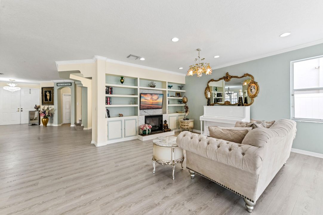 待售: $725,000 (4 贝兹, 2 浴室, 3564 平方英尺)