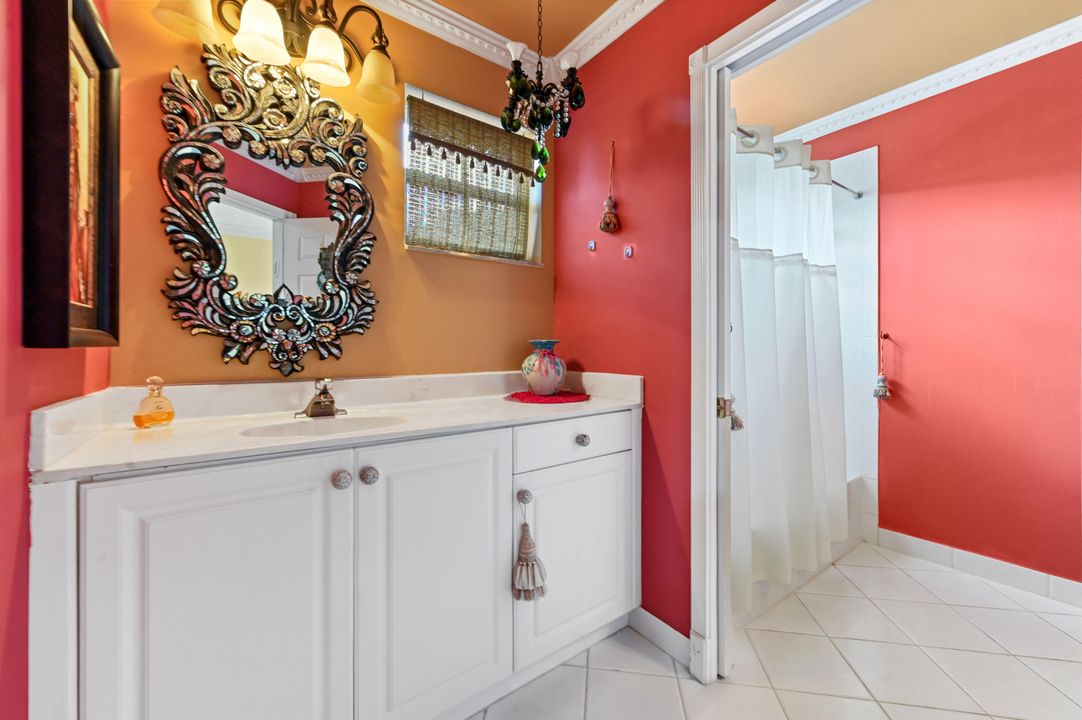 待售: $725,000 (4 贝兹, 2 浴室, 3564 平方英尺)