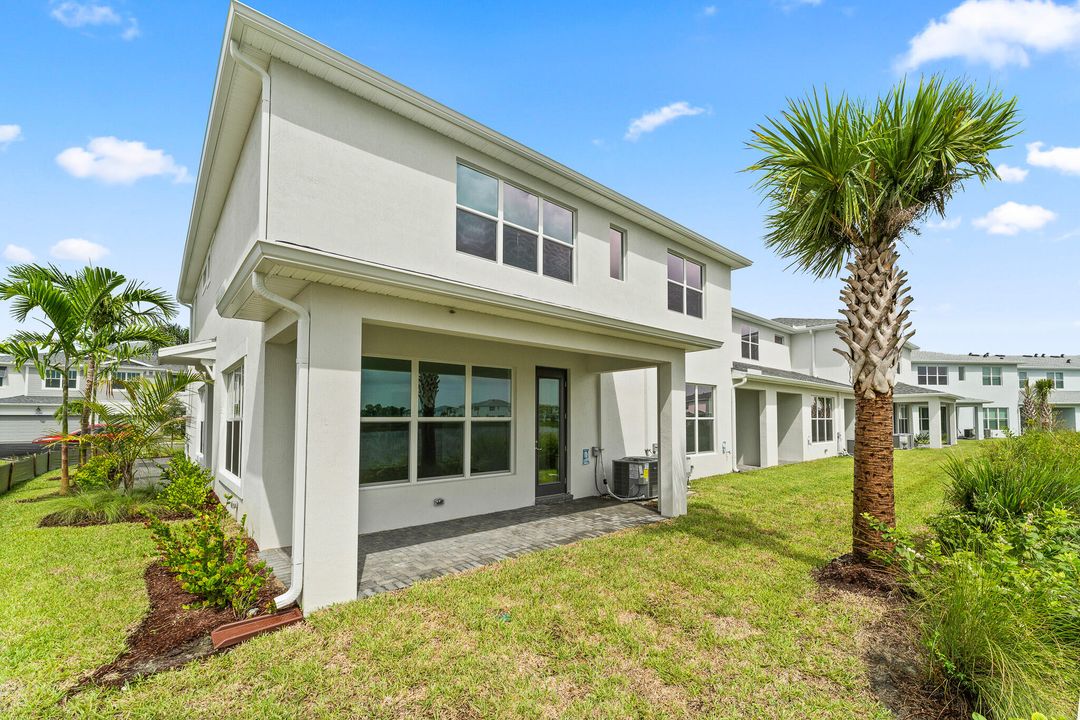 На продажу: $523,961 (3 спален, 2 ванн, 2049 Квадратных фут)