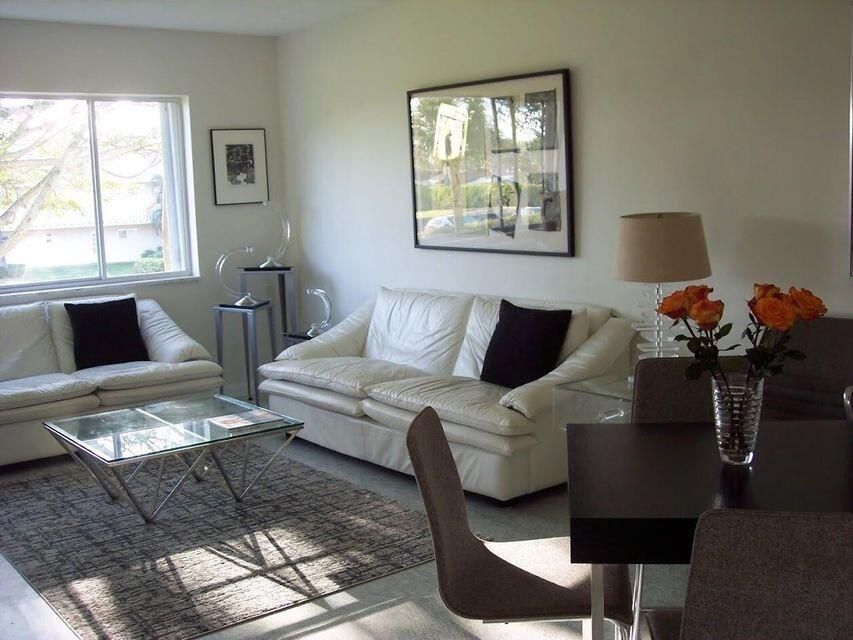 For Rent: $1,700 (1 beds, 1 baths, 744 Square Feet)