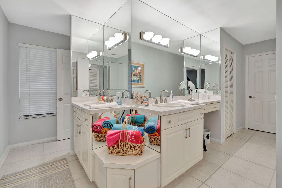 На продажу: $697,000 (3 спален, 3 ванн, 3400 Квадратных фут)