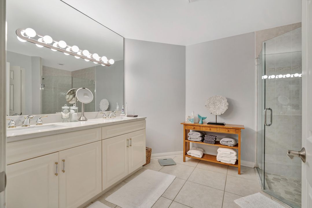 На продажу: $697,000 (3 спален, 3 ванн, 3400 Квадратных фут)