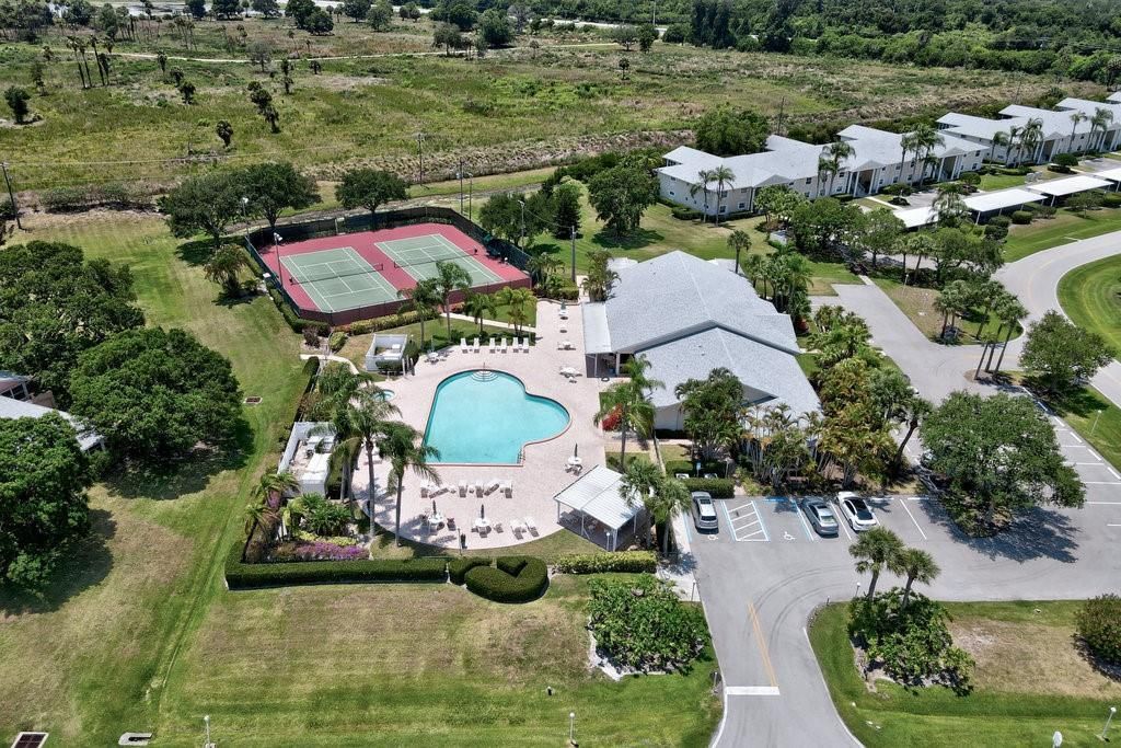 出租: $2,100 (2 贝兹, 2 浴室, 1400 平方英尺)