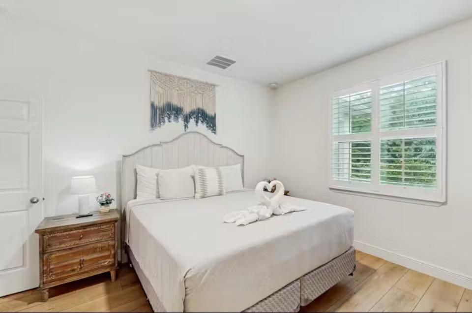 En Renta: $2,800 (3 camas, 2 baños, 1628 Pies cuadrados)