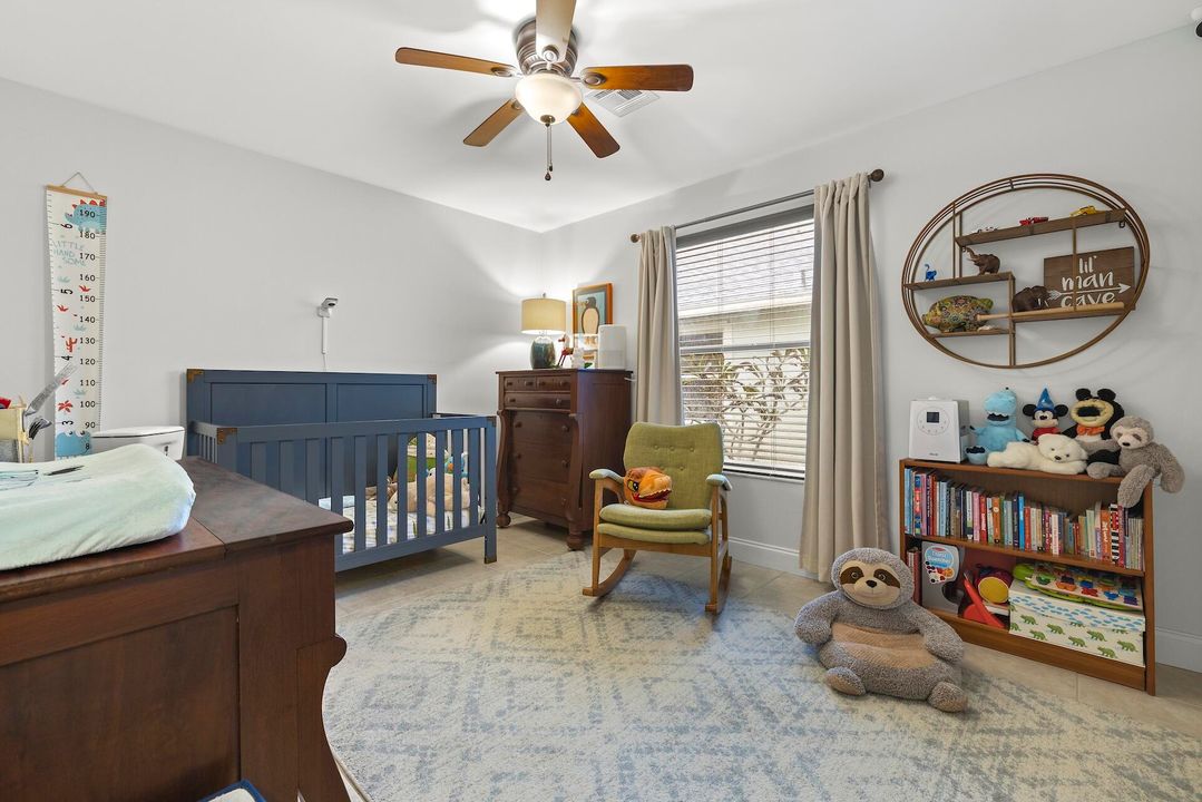 En Venta: $679,000 (4 camas, 2 baños, 2150 Pies cuadrados)