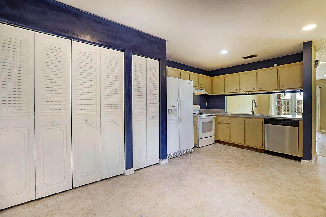 На продажу: $499,900 (3 спален, 2 ванн, 1819 Квадратных фут)