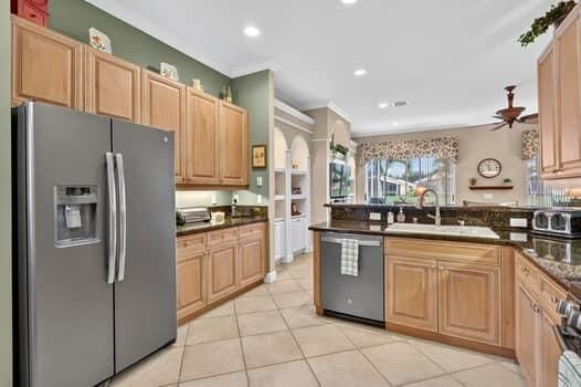Active With Contract: $429,000 (3 beds, 2 baths, 2062 Square Feet)
