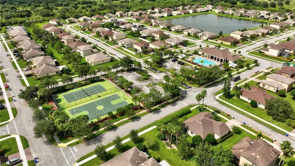 For Sale: $285,000 (3 beds, 2 baths, 1417 Square Feet)