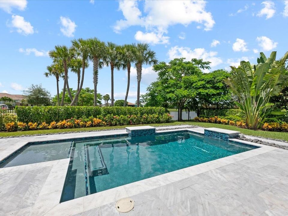 出租: $5,500 (3 贝兹, 3 浴室, 2543 平方英尺)