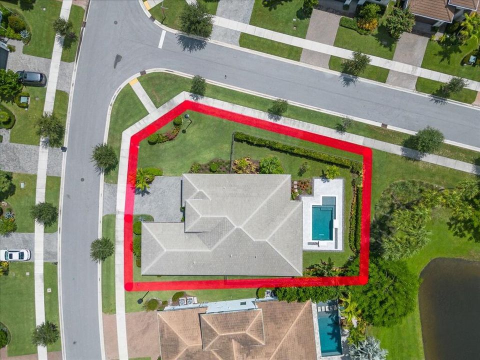 出租: $5,500 (3 贝兹, 3 浴室, 2543 平方英尺)