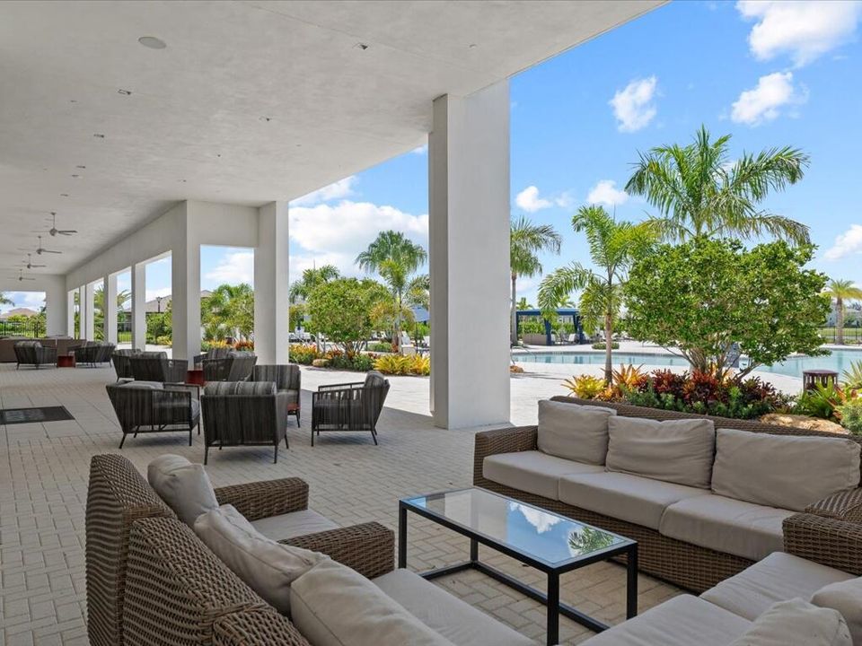 出租: $5,500 (3 贝兹, 3 浴室, 2543 平方英尺)