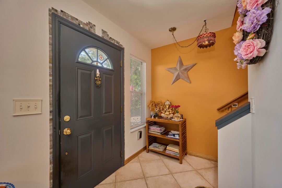 For Sale: $685,000 (2 beds, 2 baths, 2136 Square Feet)