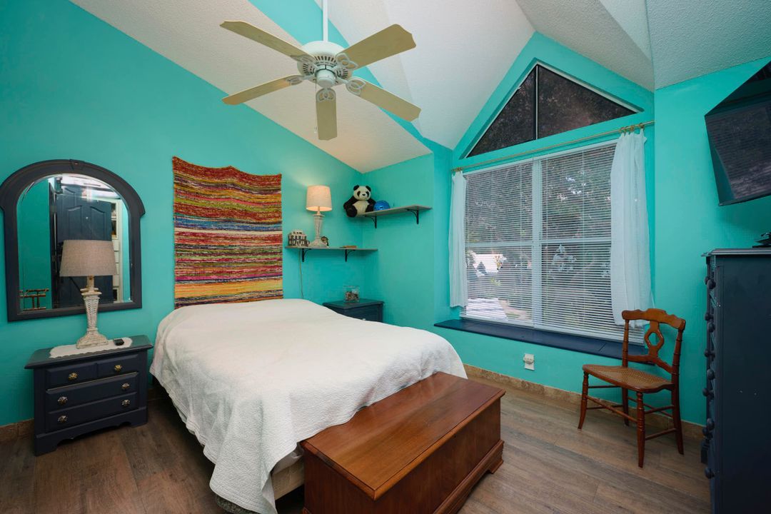 For Sale: $685,000 (2 beds, 2 baths, 2136 Square Feet)