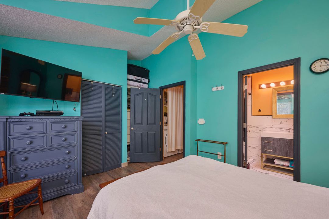 For Sale: $685,000 (2 beds, 2 baths, 2136 Square Feet)