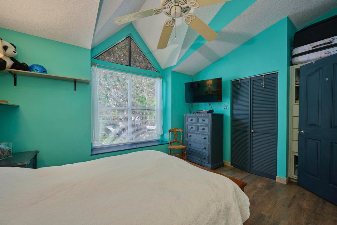 For Sale: $685,000 (2 beds, 2 baths, 2136 Square Feet)