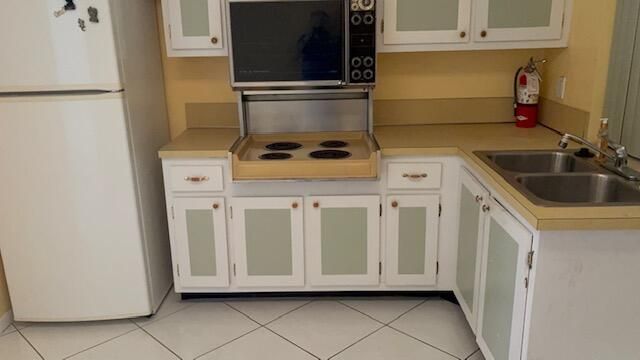 待售: $195,000 (2 贝兹, 1 浴室, 852 平方英尺)