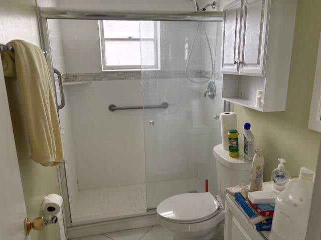 待售: $195,000 (2 贝兹, 1 浴室, 852 平方英尺)