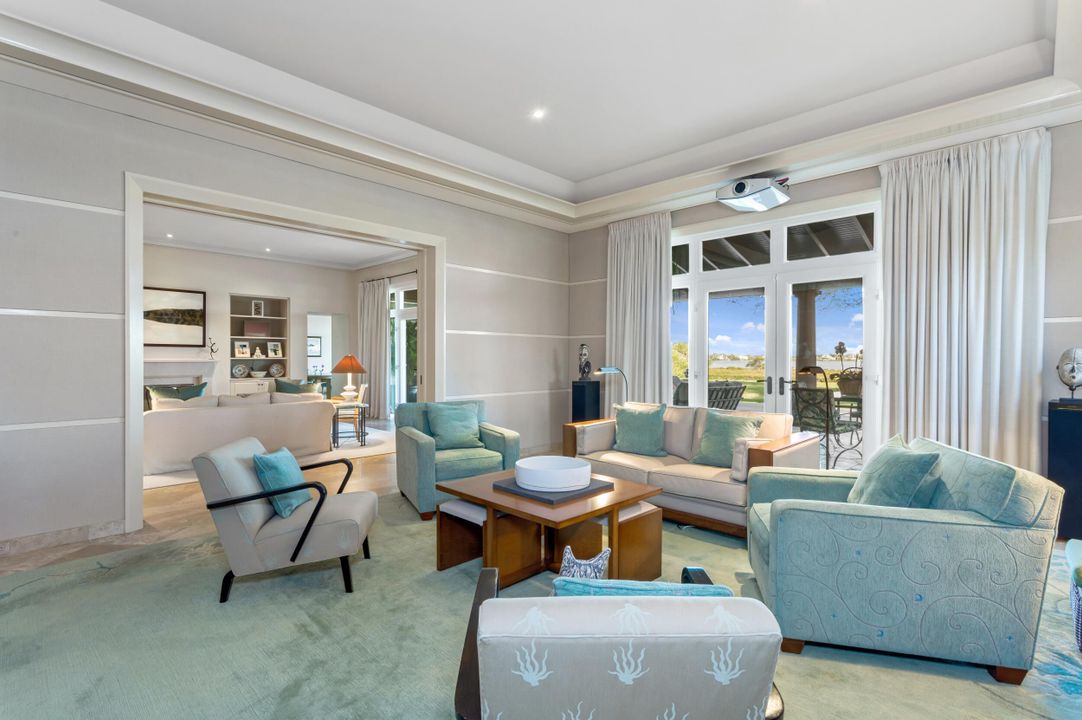 For Sale: $12,995,000 (6 beds, 7 baths, 1402 Square Feet)