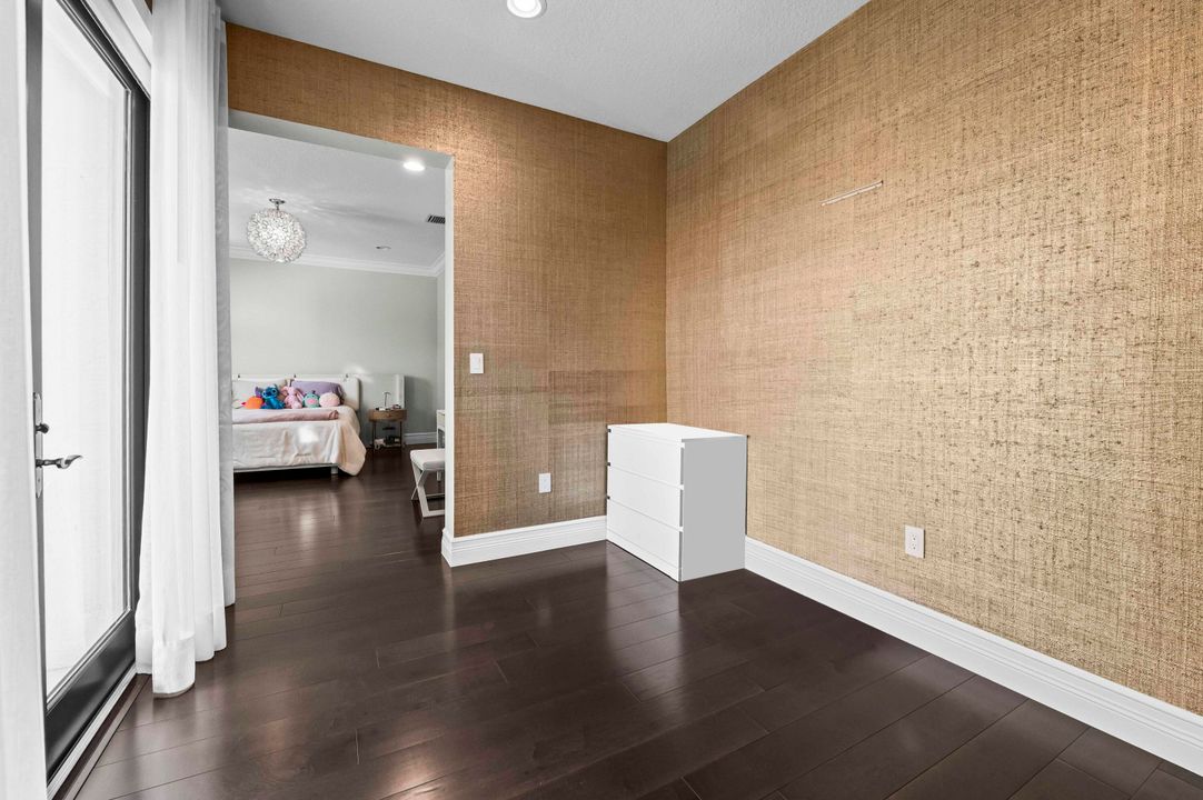 For Sale: $2,995,000 (5 beds, 8 baths, 5892 Square Feet)