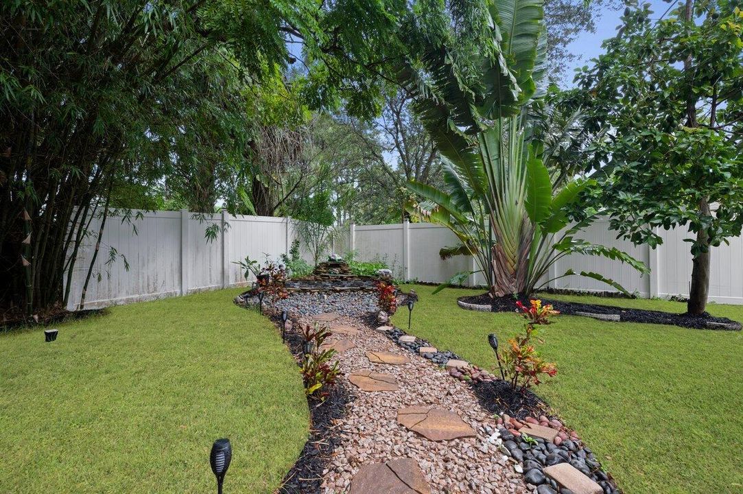 出租: $4,995 (4 贝兹, 3 浴室, 2478 平方英尺)