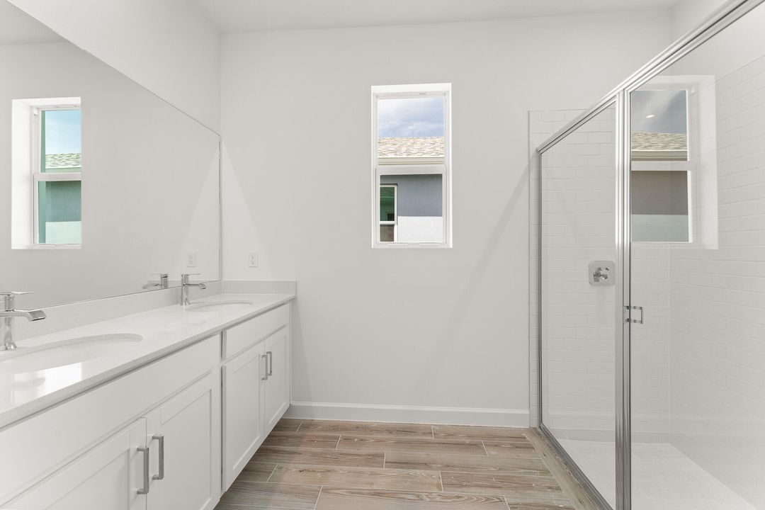 合同活跃: $427,450 (3 贝兹, 2 浴室, 1651 平方英尺)