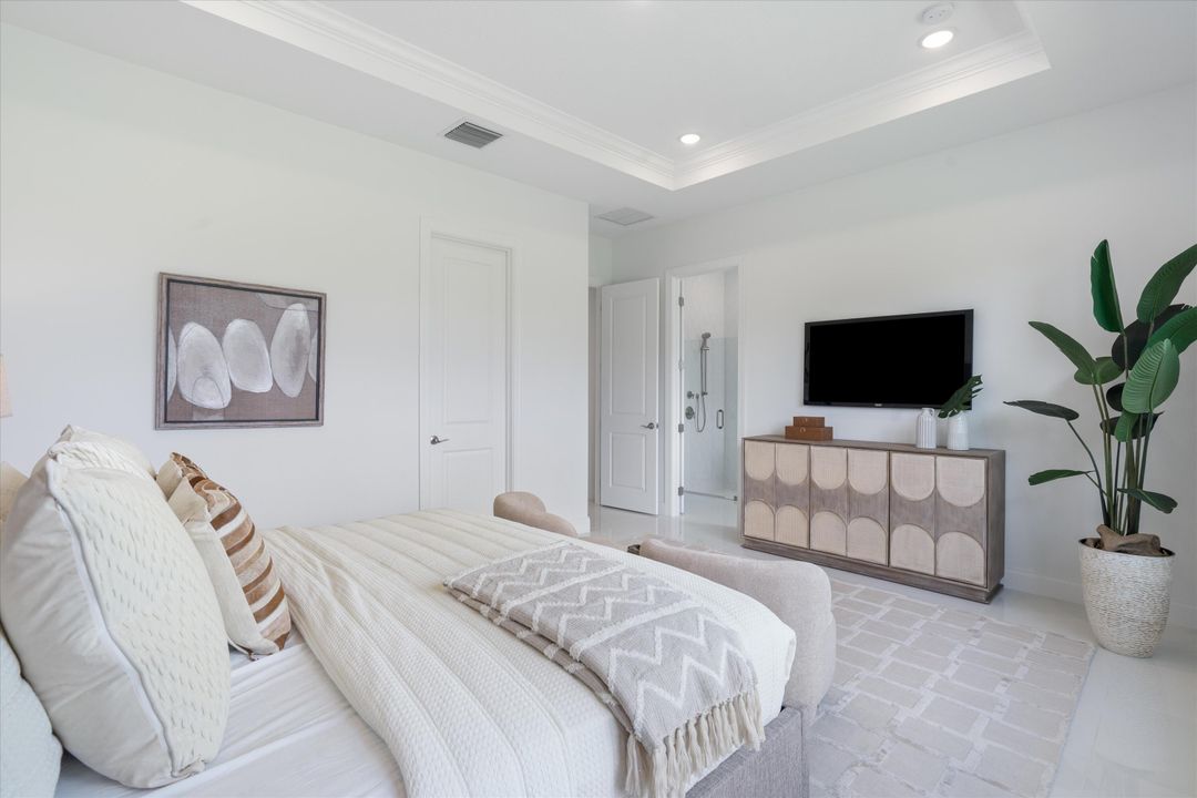 Active With Contract: $729,995 (3 beds, 2 baths, 2026 Square Feet)