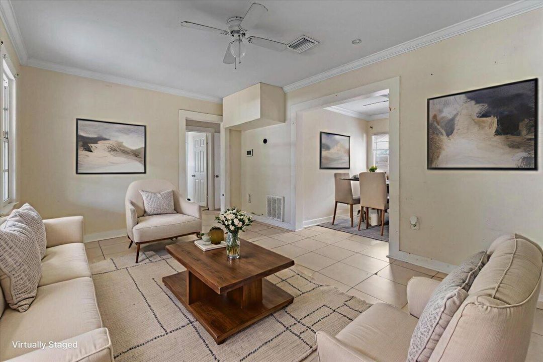 Active With Contract: $312,500 (3 beds, 2 baths, 1136 Square Feet)