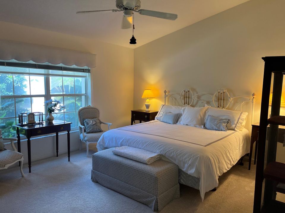 В аренду: $7,800 (4 спален, 2 ванн, 2457 Квадратных фут)