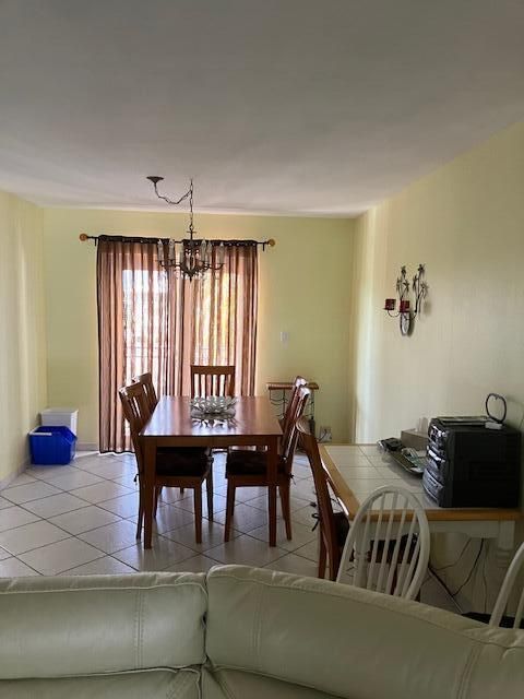 На продажу: $565,000 (2 спален, 2 ванн, 1060 Квадратных фут)