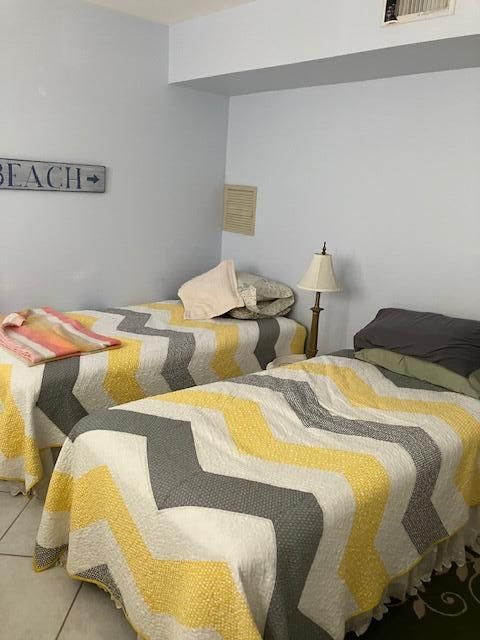 На продажу: $565,000 (2 спален, 2 ванн, 1060 Квадратных фут)