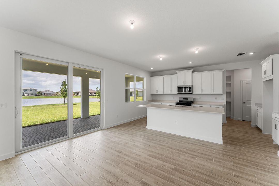 Active With Contract: $599,000 (4 beds, 3 baths, 3019 Square Feet)